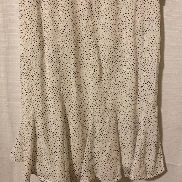 NWT Express Polka Dot Print Puff Sleeve Mini Dress - Picture 4 of 4